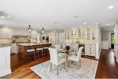 3 Denman Ct, Millburn Twp., NJ 07078 - Photo 11