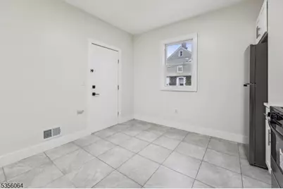 148 N 15th St, East Orange, NJ 07017 - Photo 5