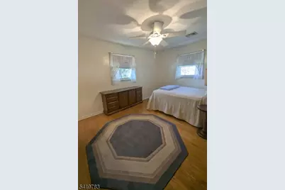 831 Uniontown Rd, Lopatcong Township, NJ 08865 - Photo 17