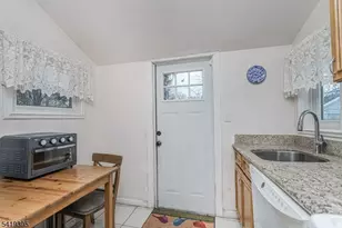 153 W Union Ave, Bound Brook, NJ 08805 - Photo 9