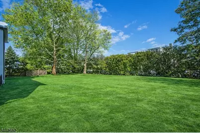 6 Harvale Dr, Florham Park, NJ 07932 - Photo 49