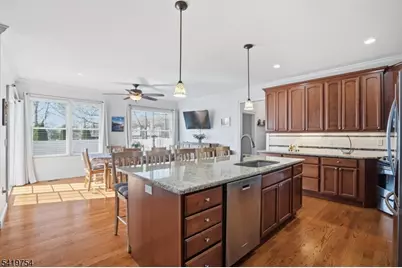 663 Harbor Rd, Brick Twp., NJ 08724 - Photo 17