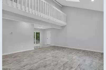 916 W Commodore Blvd, Jackson, NJ 08527 - Photo 3