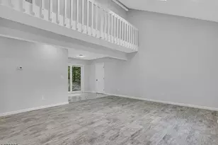 916 W Commodore Blvd, Jackson, NJ 08527 - Photo 3