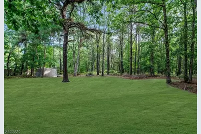 916 W Commodore Blvd, Jackson, NJ 08527 - Photo 25