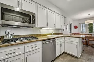 4 Brandywine Ct, Scotch Plains Township, NJ 07076 - Photo 13