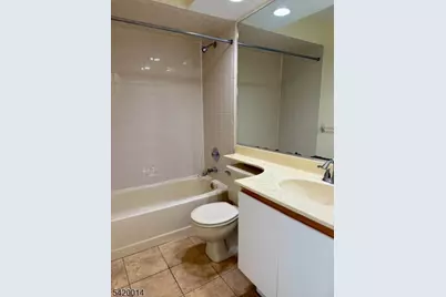 809 Woodhaven Dr, Edison, NJ 08817 - Photo 17