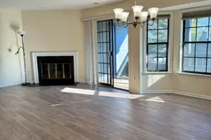 809 Woodhaven Dr, Edison, NJ 08817 - Photo 5