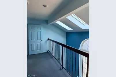 809 Woodhaven Dr, Edison, NJ 08817 - Photo 3