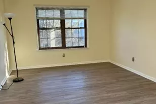 809 Woodhaven Dr, Edison, NJ 08817 - Photo 11