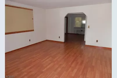 2105 Wood Ave, Roselle, NJ 07203 - Photo 5