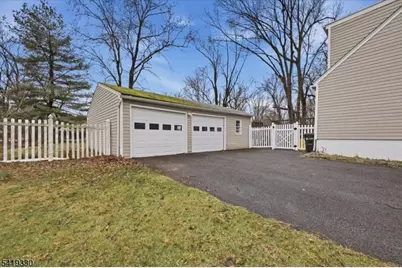 131 De Hart St, Lincoln Park, NJ 07035 - Photo 3