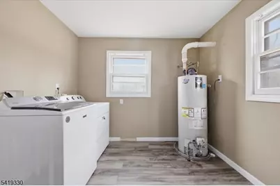 131 De Hart St, Lincoln Park, NJ 07035 - Photo 19