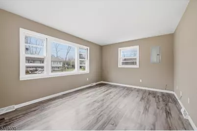 131 De Hart St, Lincoln Park, NJ 07035 - Photo 5