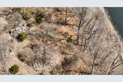 76 Skytop Rd, Andover Township, NJ 07860 - Photo 3