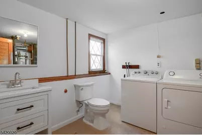 240 Ridge Rd, Cedar Grove, NJ 07009 - Photo 23