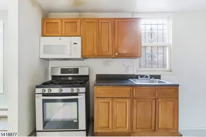 402 S 15th St, Newark, NJ 07103 - Photo 15