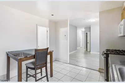 402 S 15th St, Newark, NJ 07103 - Photo 13