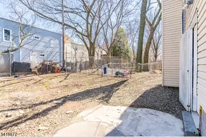402 S 15th St, Newark, NJ 07103 - Photo 31