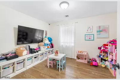 38 Center St, Belleville, NJ 07109 - Photo 17