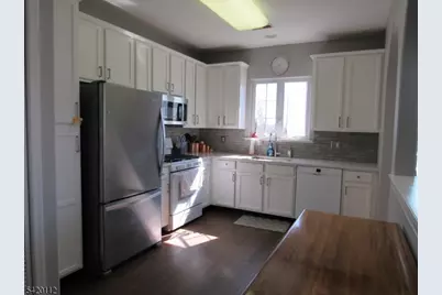 132 Limerick Ln, Lopatcong Township, NJ 08865 - Photo 7