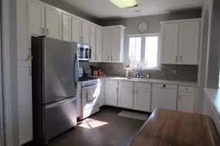 132 Limerick Ln, Lopatcong Township, NJ 08865 - Photo 7