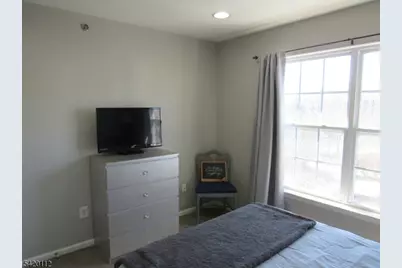 132 Limerick Ln, Lopatcong Township, NJ 08865 - Photo 17