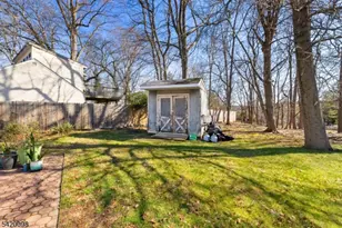 15 Nestro Rd, West Orange Township, NJ 07052 - Photo 9