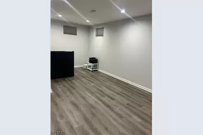 15 Rector Ave, Woodbridge Township, NJ 07095 - Photo 27