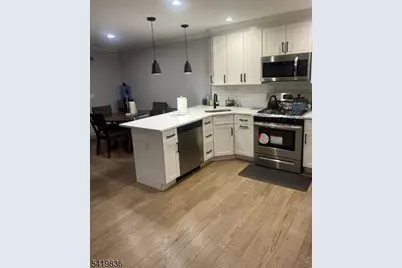 15 Rector Ave, Woodbridge Township, NJ 07095 - Photo 7