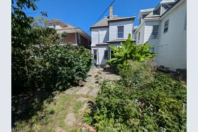 124 2nd Ave #1, Newark, NJ 07104 - Photo 27