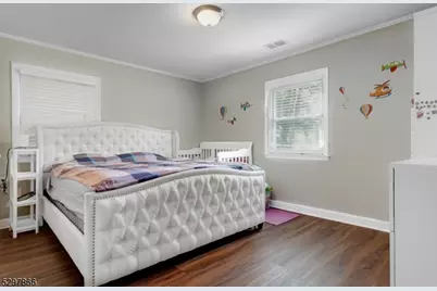 43 Woodcrest Dr, Livingston, NJ 07039 - Photo 19