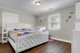 43 Woodcrest Dr, Livingston, NJ 07039 - Photo 19