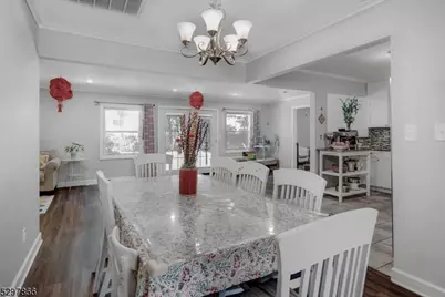 43 Woodcrest Dr, Livingston, NJ 07039 - Photo 7