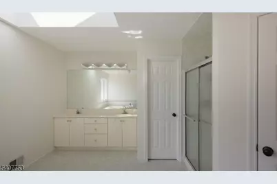 57 Briarwood Dr, Warren Township, NJ 07059 - Photo 29