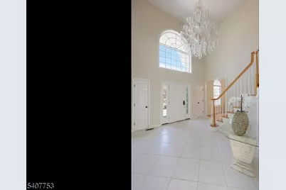 57 Briarwood Dr, Warren Township, NJ 07059 - Photo 3