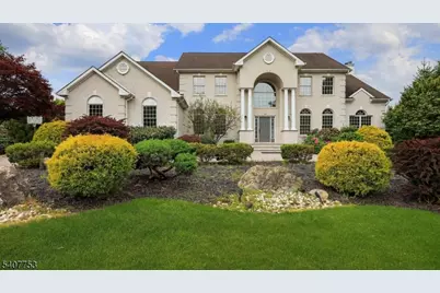 57 Briarwood Dr, Warren Township, NJ 07059 - Photo 1