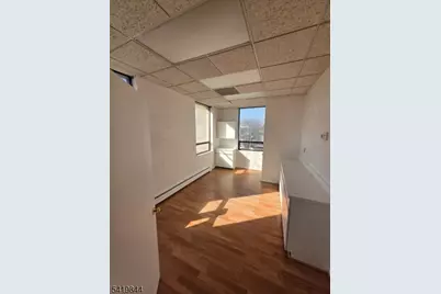 700-704 N Broad St, Elizabeth, NJ 07208 - Photo 5