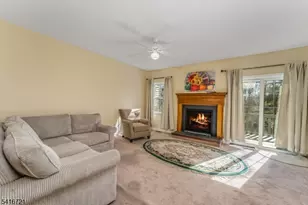 107 Franklin Ct, Raritan Township, NJ 08822 - Photo 11