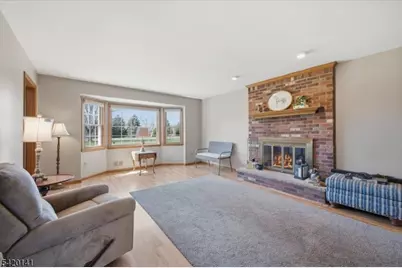 250 Old York Rd, Raritan Township, NJ 08822 - Photo 5