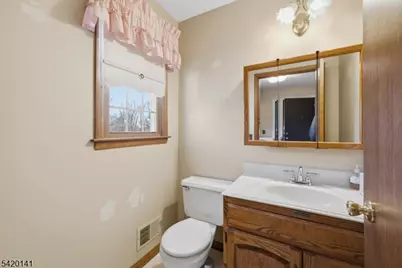 250 Old York Rd, Raritan Township, NJ 08822 - Photo 15