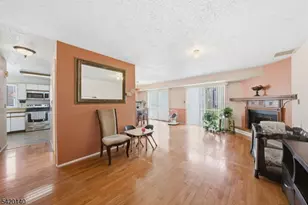 58 Woods Edge Dr, Roxbury Township, NJ 07876 - Photo 7