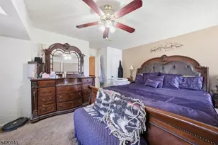 58 Woods Edge Dr, Roxbury Township, NJ 07876 - Photo 21