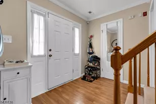 36 Carlisle Ct, Franklin Township, NJ 08873 - Photo 7