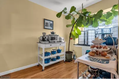 36 Carlisle Ct, Franklin Township, NJ 08873 - Photo 9