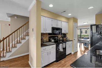 36 Carlisle Ct, Franklin Township, NJ 08873 - Photo 19