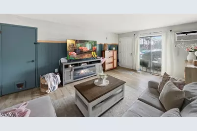 76 Farm Rd #A, Hillsborough Township, NJ 08844 - Photo 9