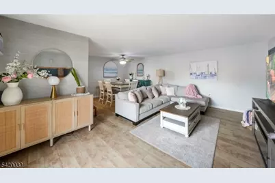 76 Farm Rd #A, Hillsborough Township, NJ 08844 - Photo 5