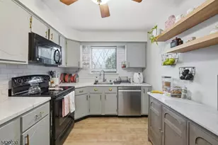 76 Farm Rd, Hillsborough Township, NJ 08844 - Photo 11