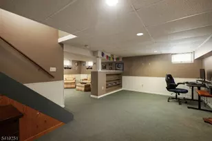 96 Beechwood Cir, Hillsborough Township, NJ 08844 - Photo 35